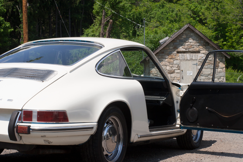 Illustration for article titled I Drove A Vintage Porsche And I Get It Now